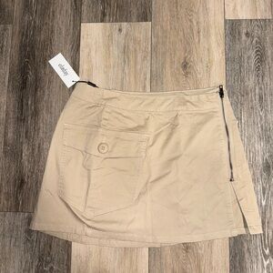 NWT Eladay Beige Mini Skirt